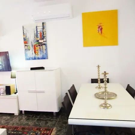 Apartment Playa Central: Piscina, Netflix Y Comodidades Playeras *